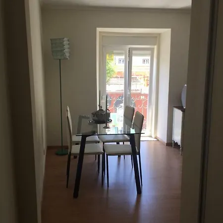Lx佩纳公寓 *